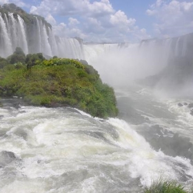 Mike Vondran at Iguassu Falls, Brazil, December 28 2008. - over_kind_man