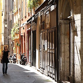 A street in Vieux Nice - Zemzina A street in Vieux Nice - Zemzina