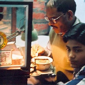 India - the Bazaar  : Ajmer (Rajasthan) : " gold " - Vincent Desjardins