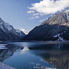 Kloentalersee Lake - Glarus, Switzerland - Trodel