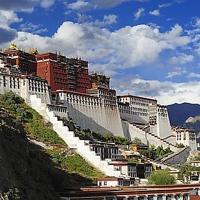 Potala dead museum no monks - reurinkjan