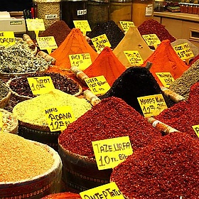 Mounds and heaps of spices in the Spice Market, Istanbul, Turkey - Alaskan Dude Mounds and heaps of spices in the Spice Market, Istanbul, Turkey - Alaskan Dude
