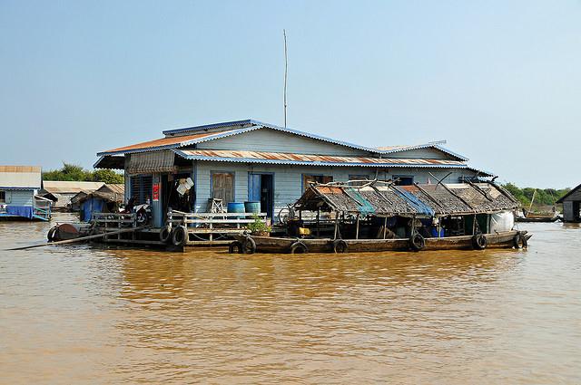 DGJ_2846 - Local Store