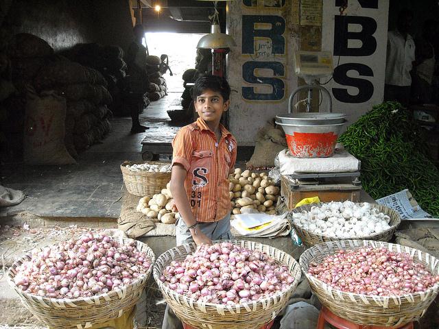 India - Koyambedu Market - May 2010 - Portrait 23