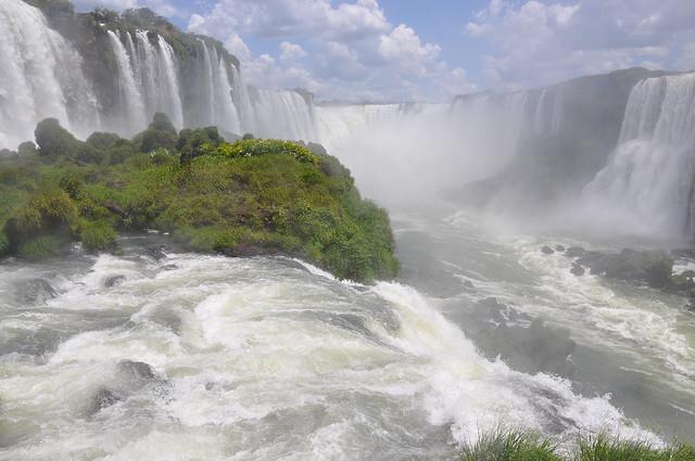 Mike Vondran at Iguassu Falls, Brazil, December 28 2008.